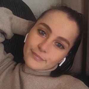 Meet your Posher, Paige